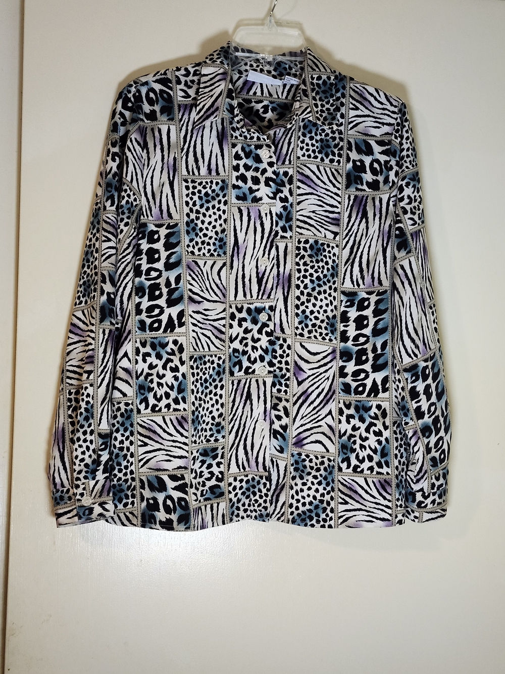 Alfred Dunner‎ Animal Print Button-Up Shirt in Black, White & Blue 12